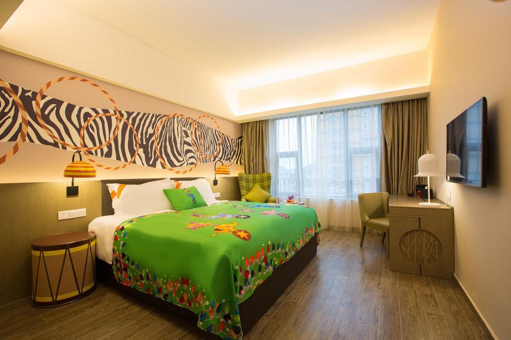 Chimelong Circus Hotel จูไห่ ภายนอก รูปภาพ