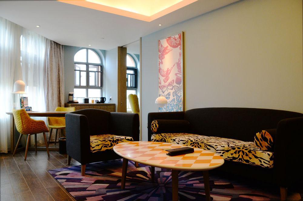 Chimelong Circus Hotel จูไห่ ภายนอก รูปภาพ