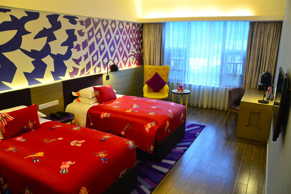 Chimelong Circus Hotel จูไห่ ภายนอก รูปภาพ